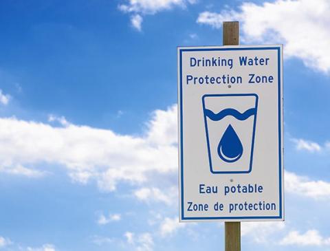 Drinking Water Protection Zone road sign.